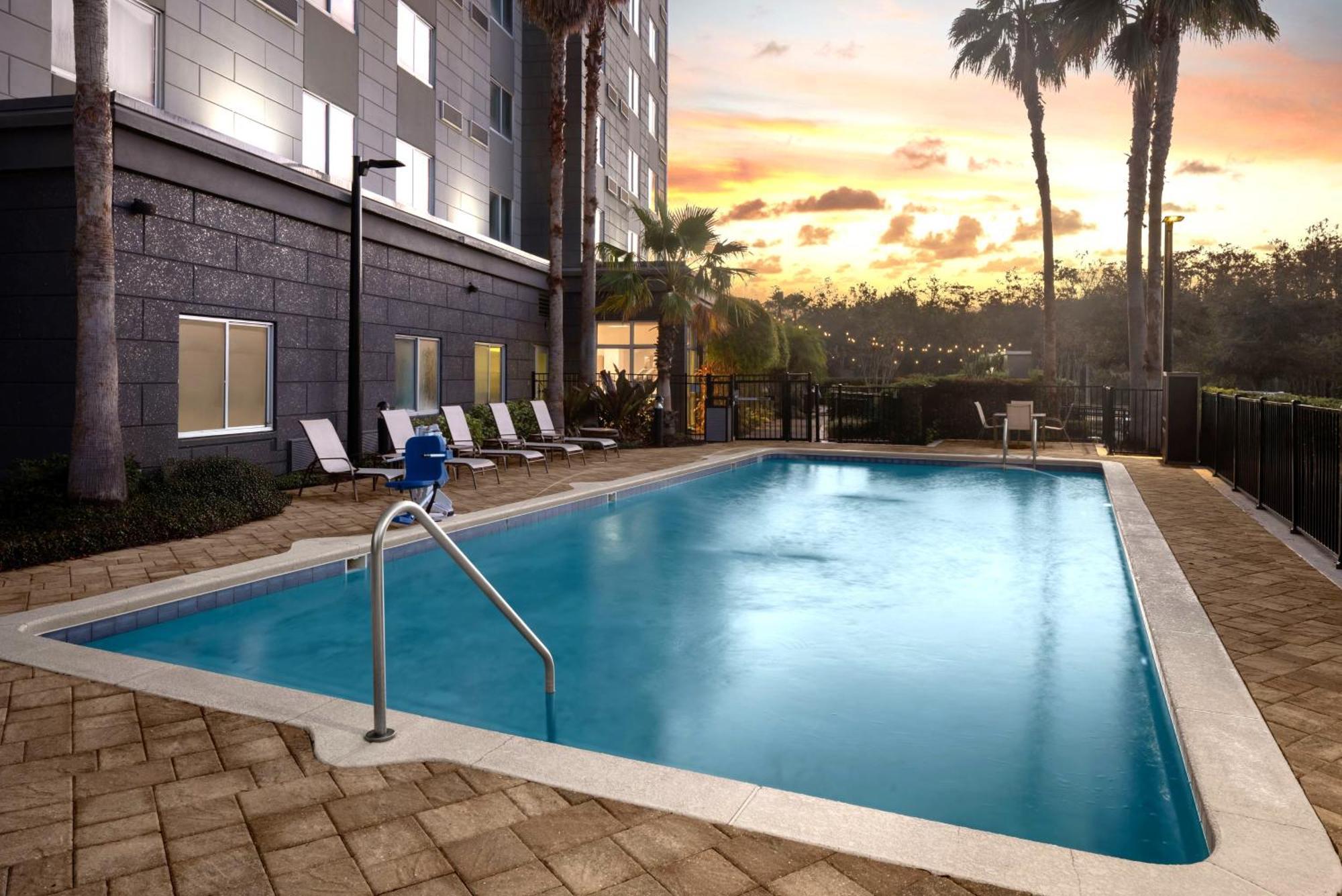 Courtyard By Marriott Orlando South/Grande Lakes Area Williamsburg Εξωτερικό φωτογραφία